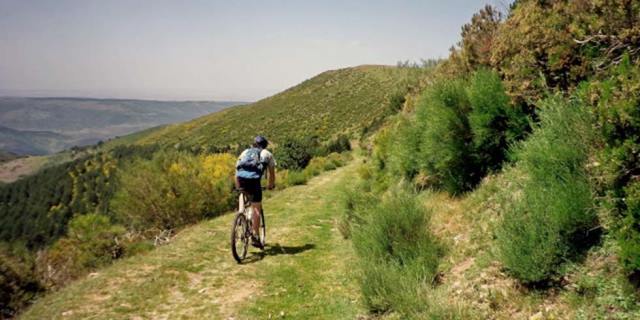El Camino de la Herradura es una de las numerosas rutas con las que cuenta Ezcaray.