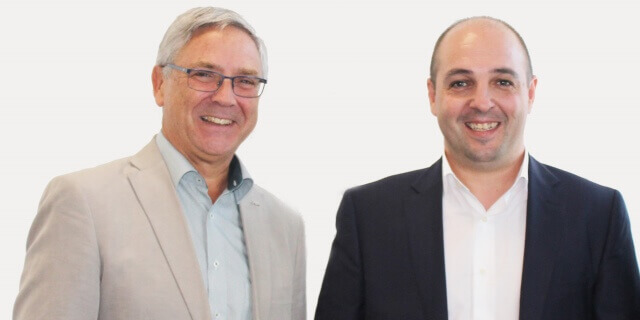 Jean-Paul Rignault, presidente y consejero delegado de AXA, y Carlos Falcato, el fundador y socio mayoritario de SaludOnNet