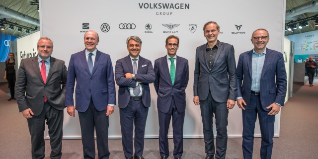 Miembros del Grupo Volkswagen en Barcelona Automobile