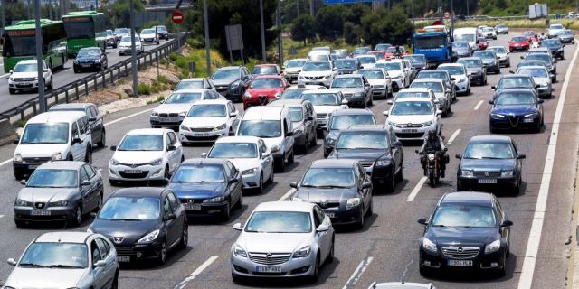 Nuevas restricciones para los vehículos más contaminantes en Madrid y Barcelona