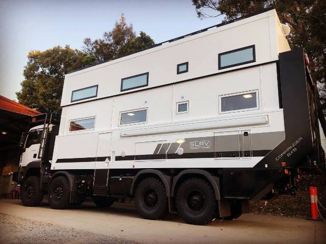 SLRV COMMANDER 8X8