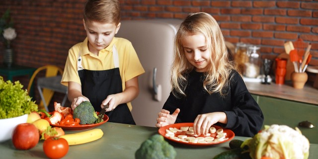 alimentación saludable niños con COMIDAS ESCOLARES
