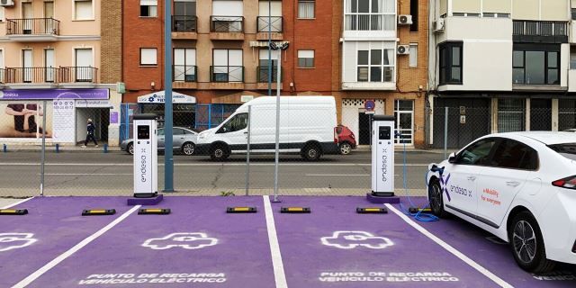 estos puntos de recarga para coches eléctricos serán obligatorios en todos los parking a partir del 1 de enero de 2023