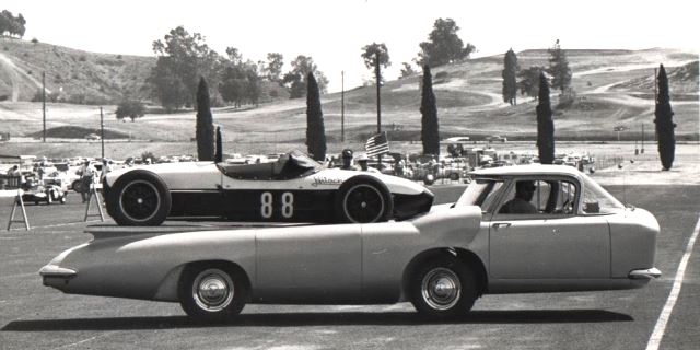 Cheetah Race Transporter,